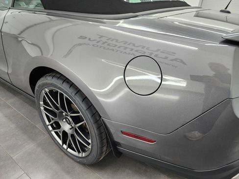 Used 2011 Ford Mustang Shelby GT500 w/ SVT Performance Pkg RWD image 35