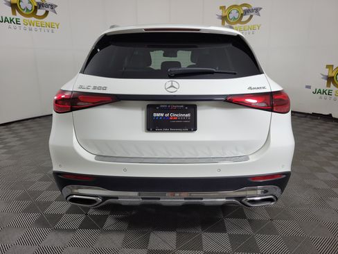 Used 2025 Mercedes-Benz GLC 300 4MATIC image 6