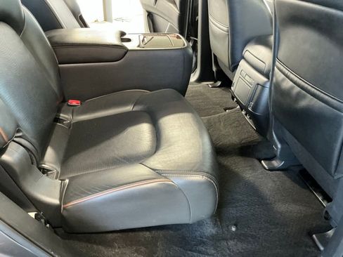 Used 2020 Nissan Armada SL w/ Premium Package AWD/4WD image 16