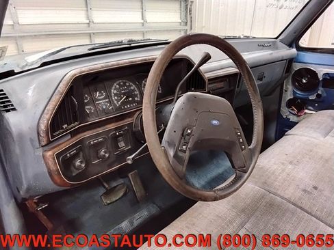 Used 1990 Ford F150 2WD Regular Cab image 11