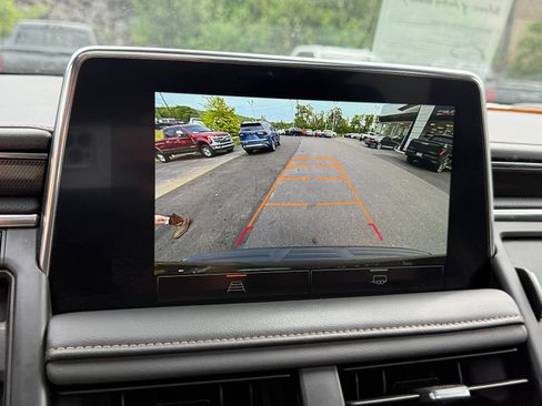 Used 2023 GMC Yukon AT4 image 39