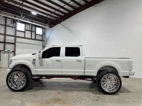 Used 2021 Ford F250 Platinum AWD/4WD image 5