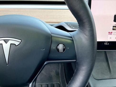 Used 2023 Tesla Model 3 Standard Range RWD image 20