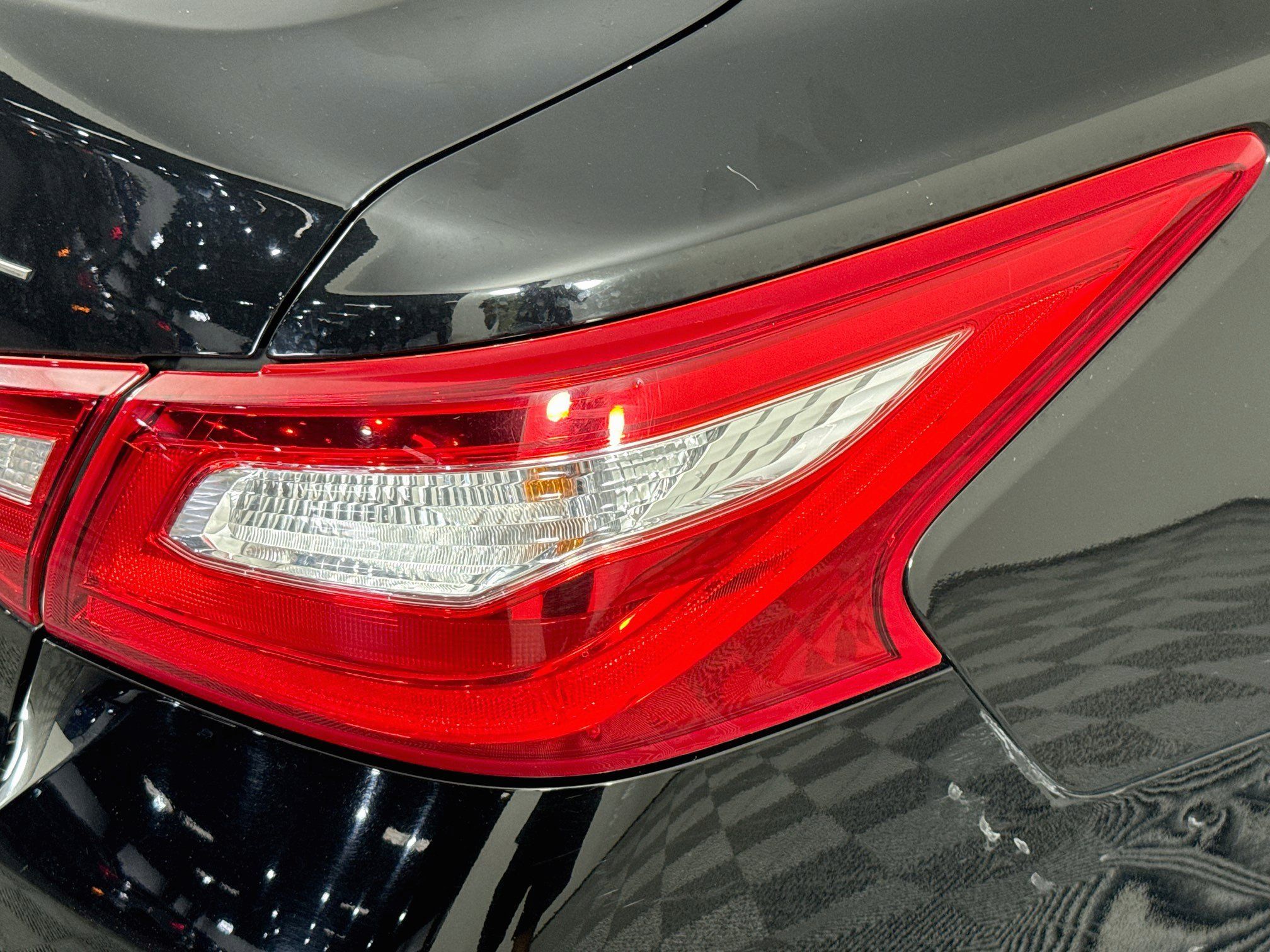 Used 2017 Nissan Altima 2.5 SL FWD image 58