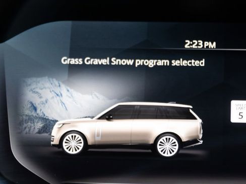 Used 2024 Land Rover Range Rover SV image 79