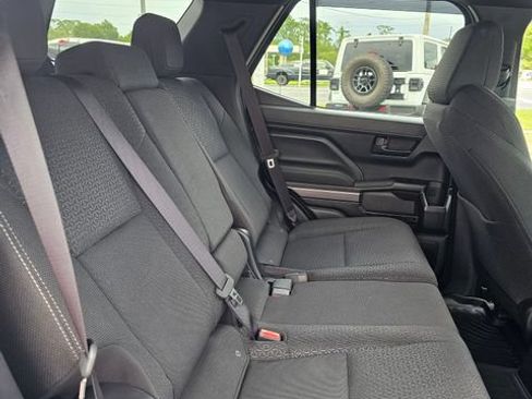 Used 2025 Toyota 4Runner SR5 AWD/4WD image 26