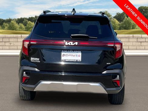 Used 2024 Kia Seltos SX w/ SX Sunroof Package AWD/4WD image 4