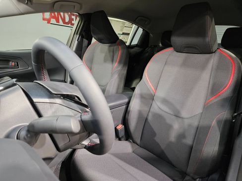 New 2026 Toyota Prius Plug-In Hybrid FWD image 12