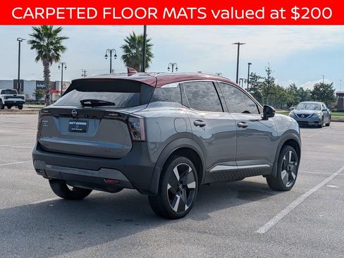 Used 2025 Nissan Kicks SR w/ SR Premium Package AWD/4WD image 5