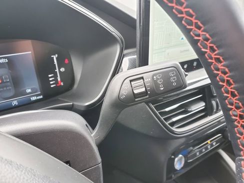 Used 2024 Ford Escape ST-Line w/ Tech Pack #1 image 16