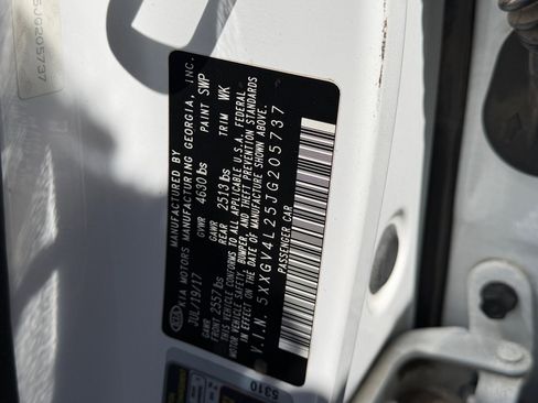 Used 2018 Kia Optima SX w/ Technology Package FWD image 13