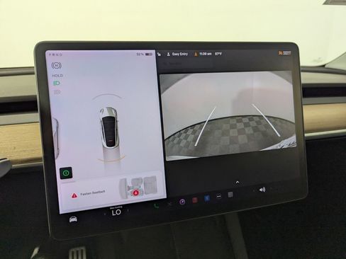 Used 2022 Tesla Model Y Performance image 17