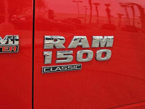 Used 2019 RAM 1500 Big Horn RWD image 23