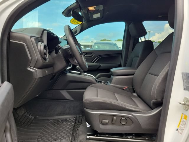 Used 2023 Chevrolet Colorado Trail Boss AWD/4WD image 20