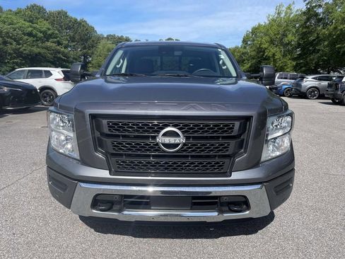 Used 2023 Nissan Titan SV w/ SV Convenience Package RWD image 8