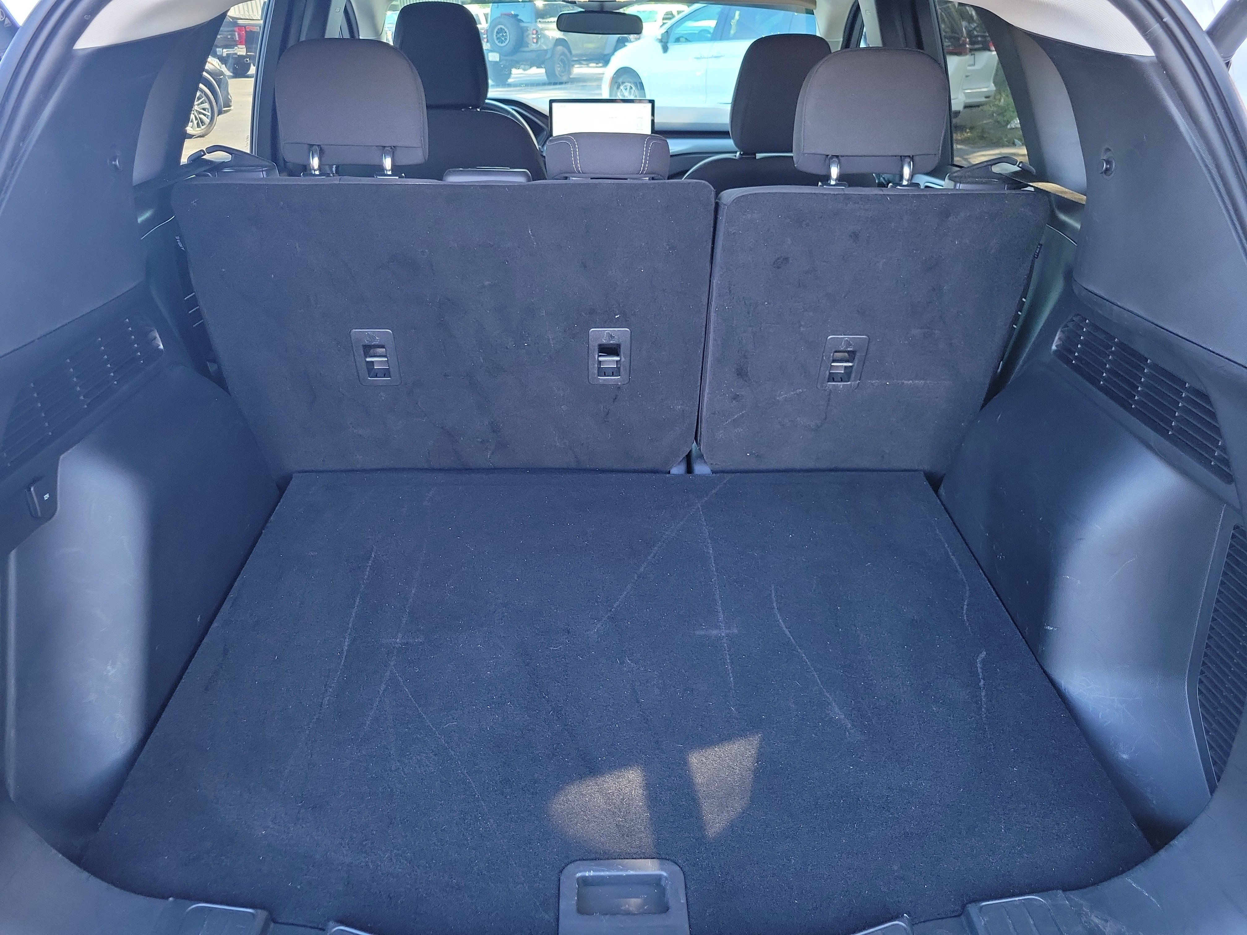 Used 2024 Ford Escape Active w/ Tech Pack #1 AWD/4WD image 8