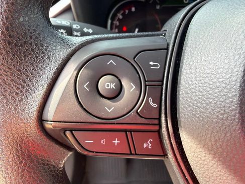 Used 2025 Toyota RAV4 LE FWD image 25