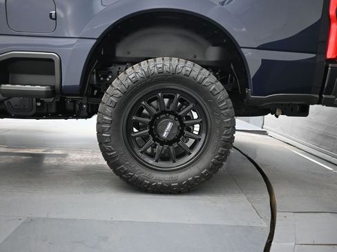 New 2025 Ford F250 Platinum image 21