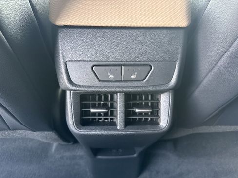 New 2026 Chevrolet Equinox ACTIV w/ Convenience Package III image 17