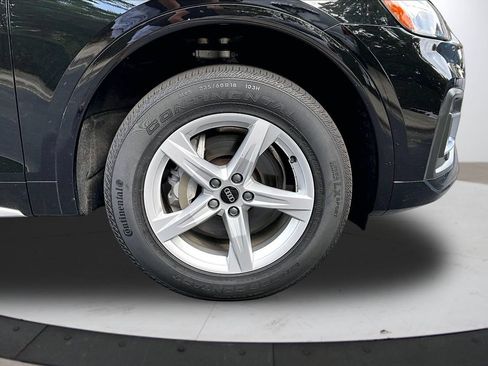 Used 2023 Audi Q5 2.0T Premium w/ Convenience Package AWD/4WD image 32
