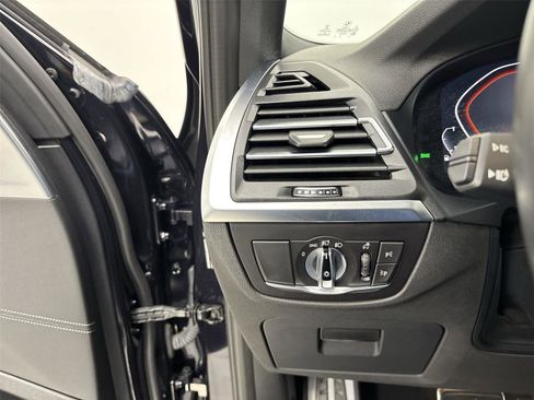Used 2022 BMW X3 xDrive30i w/ M Sport Package 2 image 31