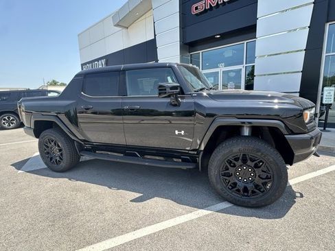 New 2025 GMC Hummer EV 2X image 2
