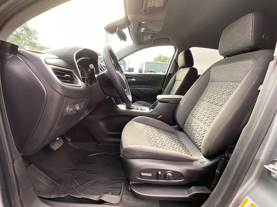 Used 2024 Chevrolet Equinox LT AWD/4WD image 4
