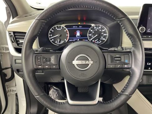 Used 2023 Nissan Rogue SL FWD image 22