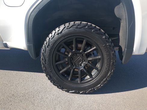 Used 2021 GMC Sierra 1500 AT4 w/ AT4 Value Package image 13