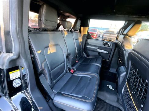 Certified 2023 Ford Bronco Badlands image 19