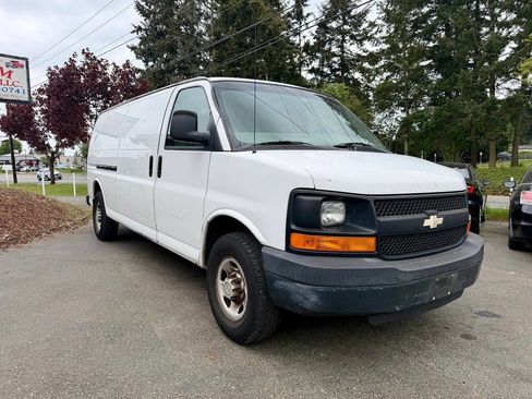Used 2008 Chevrolet Express 2500 Extended RWD image 8