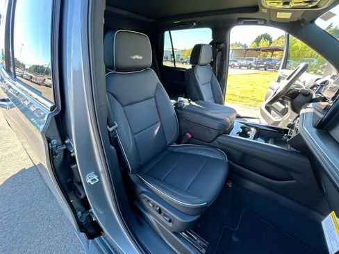 New 2026 Chevrolet Tahoe Premier w/ Sun And Tow Package image 29