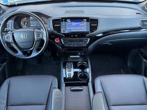 Certified 2023 Honda Ridgeline Black Edition image 3