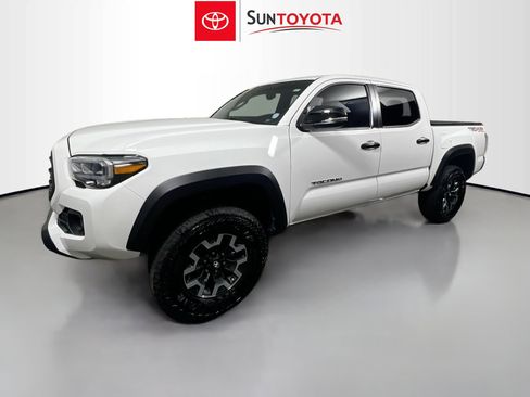 Used 2023 Toyota Tacoma TRD Off-Road image 9