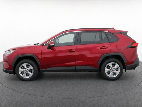 Used 2020 Toyota RAV4 XLE FWD image 8