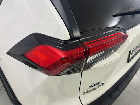 Used 2023 Toyota RAV4 XLE image 43