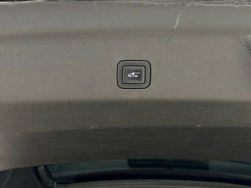 Used 2022 GMC Yukon AT4 w/ Max Trailering Package AWD/4WD image 36