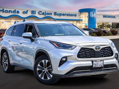 Used 2022 Toyota Highlander XLE