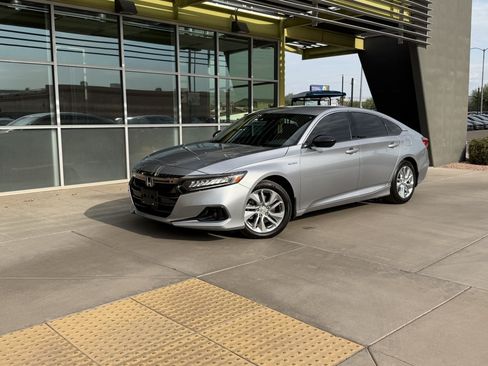 Used 2022 Honda Accord Sport image 1