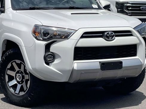 Used 2024 Toyota 4Runner TRD Off-Road Premium w/ Moonroof Package AWD/4WD image 2