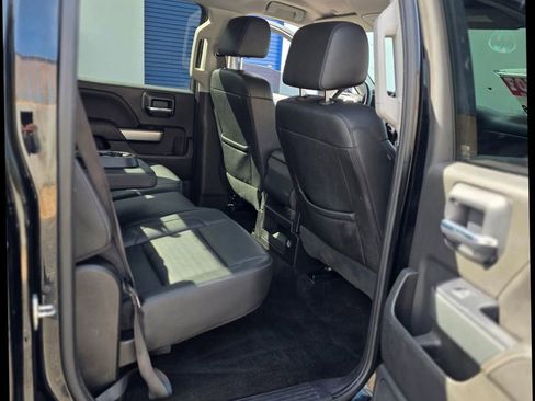 Used 2018 Chevrolet Silverado 1500 LT w/ Texas Edition RWD image 17