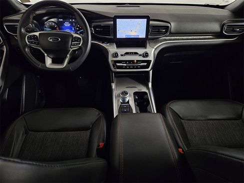 Used 2023 Ford Explorer Timberline image 9