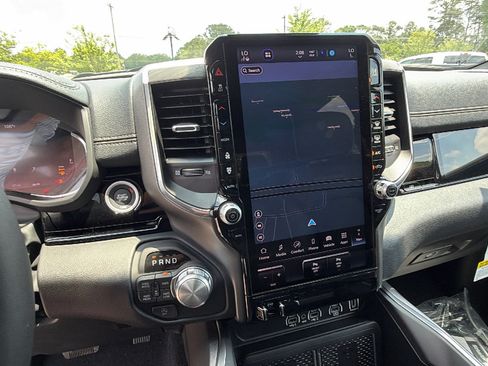 New 2026 RAM 1500 Laramie AWD/4WD image 26