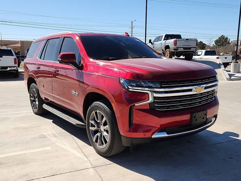 Used 2021 Chevrolet Tahoe LT w/ LT Signature Package image 5