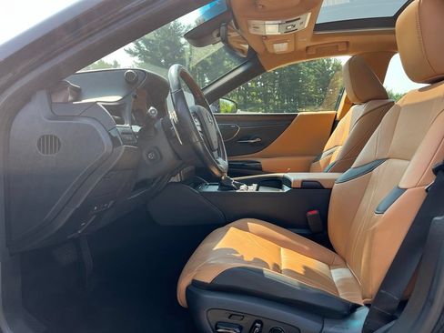 Used 2024 Lexus ES 350 w/ Accessory Package (Z1) FWD image 15
