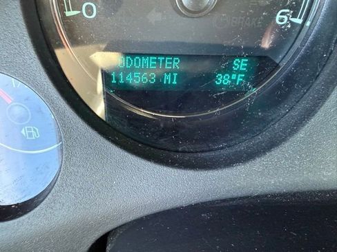 Used 2013 Chevrolet Tahoe LT image 12