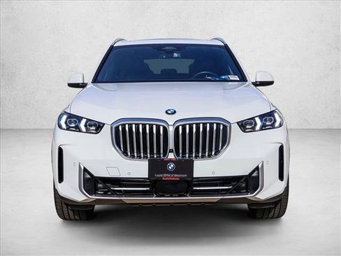 Used 2026 BMW X5 xDrive40i AWD/4WD image 2