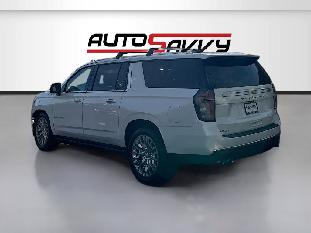 Used 2023 Chevrolet Suburban High Country w/ Advanced Technology Package AWD/4WD image 5