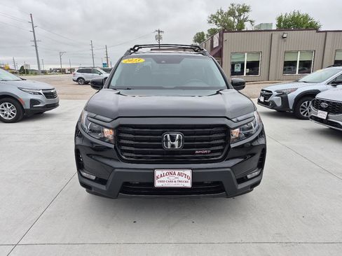 Used 2023 Honda Ridgeline Sport image 3