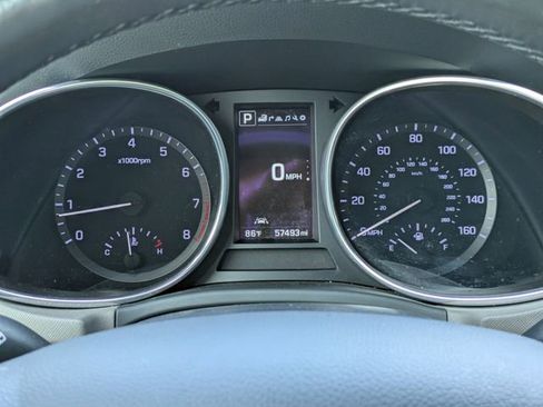 Used 2019 Hyundai Santa Fe XL AWD/4WD image 32